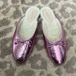 Schutz Evelin cracked metallic pink leather and shearling mules sz. 9.5